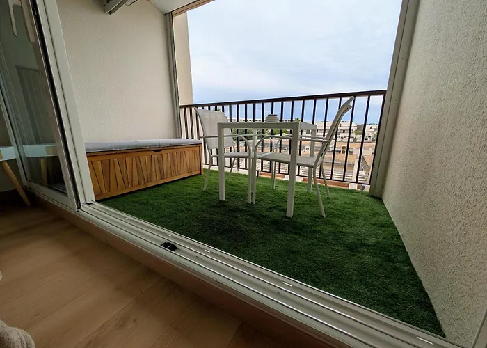 Village Naturiste Heliopolis Fgh * Agde